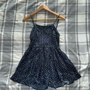 Brandy Melville Navy & White floral backless mini dress